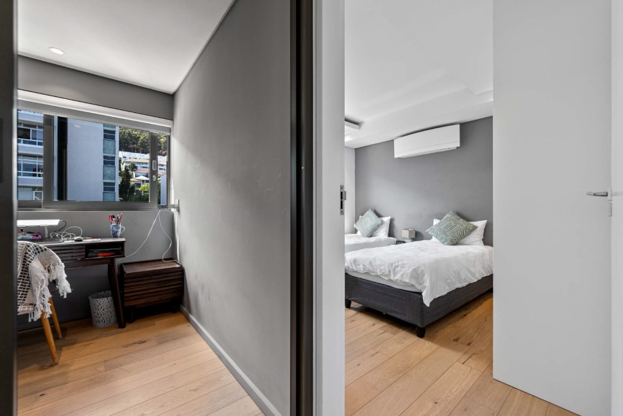 To Let 2 Bedroom Property for Rent in Sea Point Western Cape